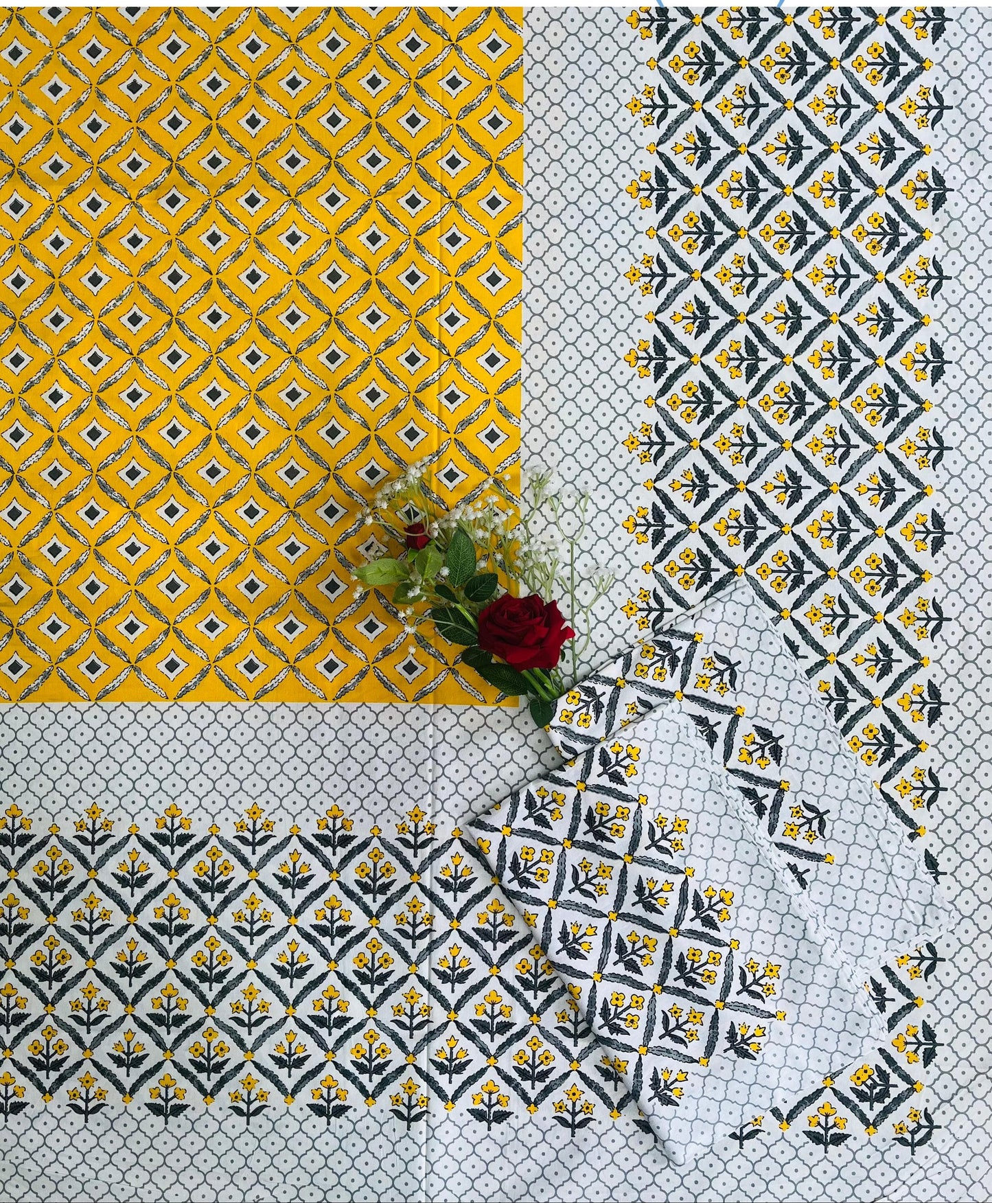 Alexa King Size yellow black Printed Bed Sheets with Pillow Covers