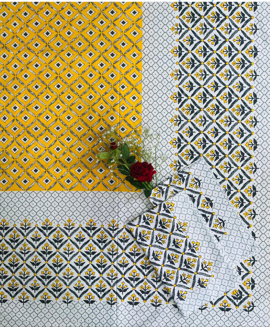 Alexa King Size yellow black Printed Bed Sheets with Pillow Covers