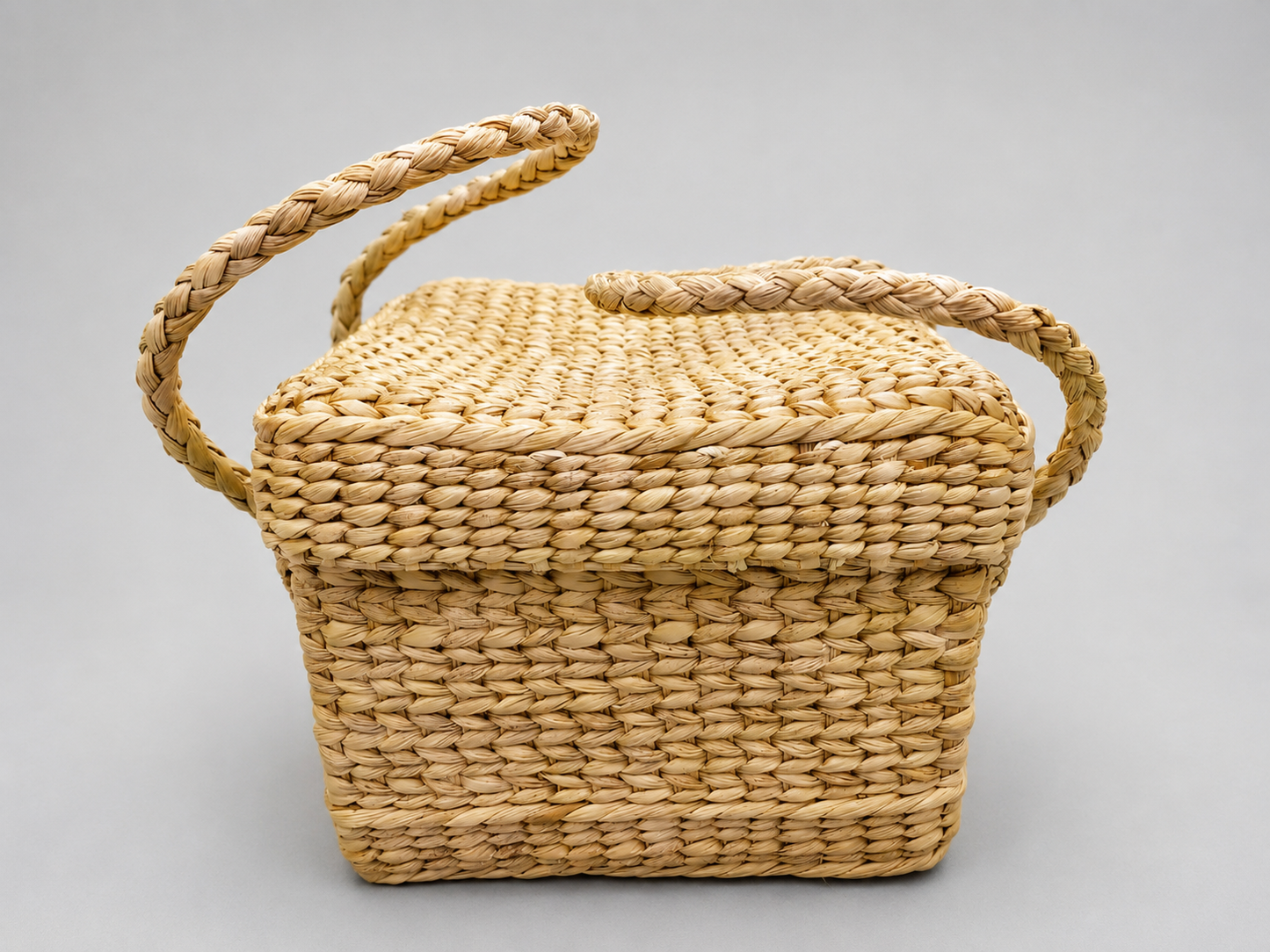 LEIXI Handmade Kauna Grass Picnic Basket